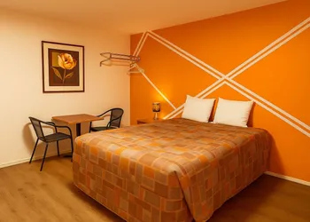 The Pas Motel hotel thumbnail 3