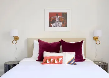 Roami at St. Charles hotel thumbnail 3