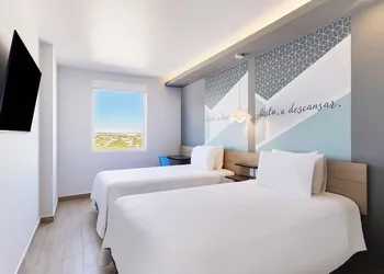 One Ciudad Juarez Alameda Iglesias hotel thumbnail 5