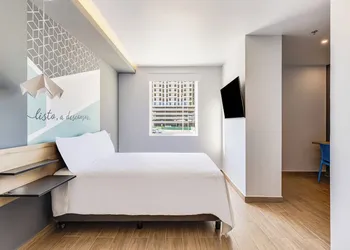 One Ciudad Juarez Alameda Iglesias hotel thumbnail 7