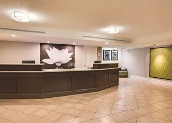 Days Inn by Wyndham Gainesville University I-75 hotel thumbnail 3