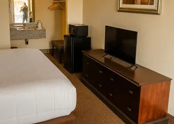 MHO Hotel Eloy Casa Grande near I-10 hotel thumbnail 3
