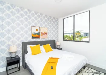 Metro Park Hotel hotel thumbnail 3