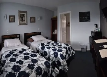 Sunshine Inn hotel thumbnail 6
