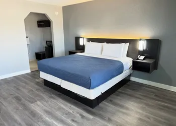 Budget Inn Port Lavaca hotel thumbnail 4