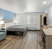 WoodSpring Suites Palm Springs – West Palm Beach hotel detail image 7