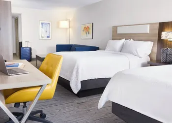 Holiday Inn Express And Suites Roseburg North By Ihg hotel thumbnail 4