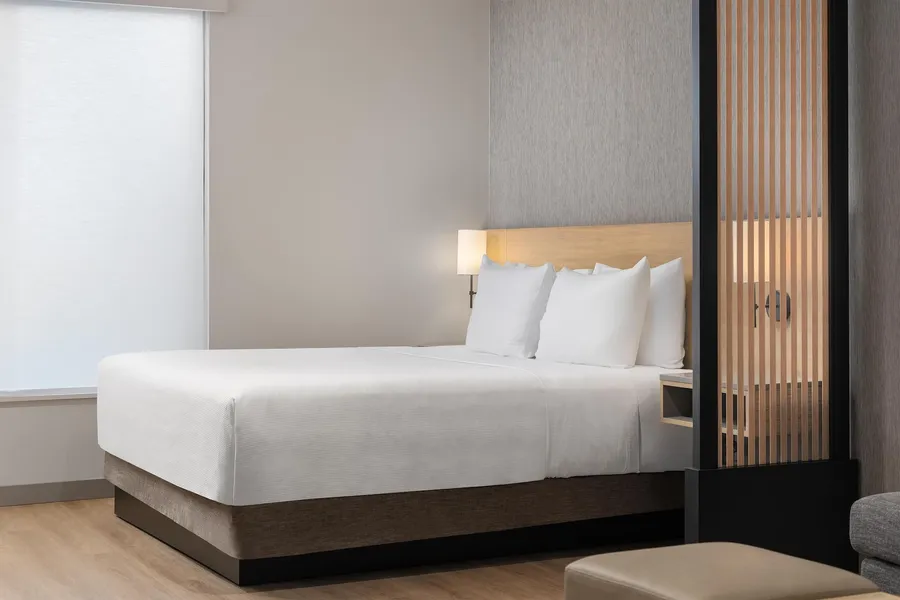 Hyatt Place Toronto Airport hotel detail image 6