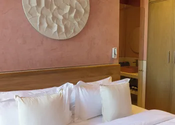Laiva Hotel San Jose by Tasman hotel thumbnail 3