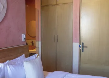 Laiva Hotel San Jose by Tasman hotel thumbnail 4