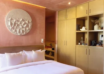 Laiva Hotel San Jose by Tasman hotel thumbnail 6