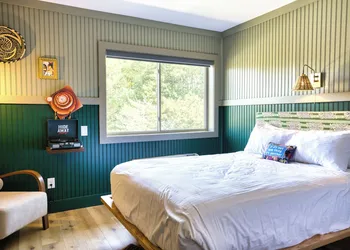 Hideaway Inn Mt.Sunapee hotel thumbnail 4
