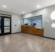 ECHO Suites Extended Stay by Wyndham Springfield Airport PLZ hotel detail image 3