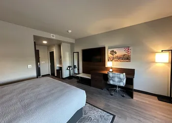 Best Western Plus Rialto hotel thumbnail 6