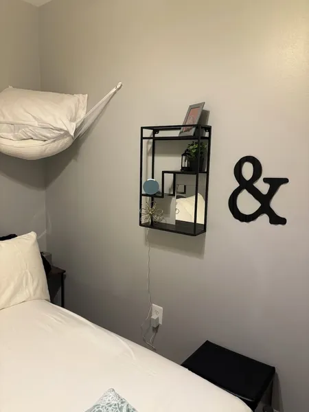 Diamond Crown Loft hotel detail image 2