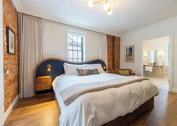The Francis Hotel & Suites hotel thumbnail 5