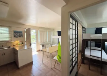 Bposhtels Waikiki Retreat hotel thumbnail 7