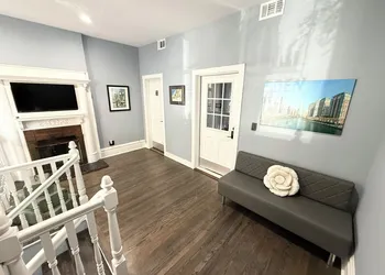 The Den Hotel hotel thumbnail 4
