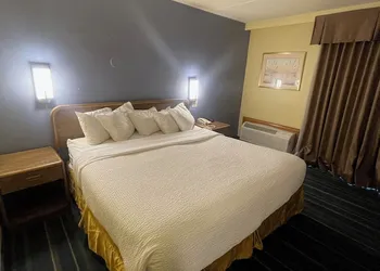 Rusina inn hotel thumbnail 3