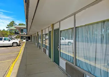 Star Motel Hattiesburg University Area hotel thumbnail 3