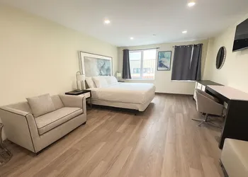 Nova Hotel JFK hotel thumbnail 5