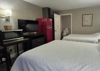 Economy Inn Merrillville By Townhouse I 65 hotel thumbnail 8