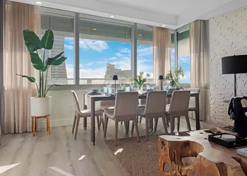 2-Story Brickell Penthouse Free Parking hotel thumbnail 5