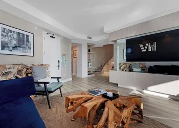 2-Story Brickell Penthouse Free Parking hotel thumbnail 8