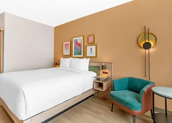 Cambria Hotel Euless - DFW Airport South hotel thumbnail 6