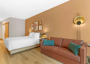 Cambria Hotel Euless - DFW Airport South hotel thumbnail 8