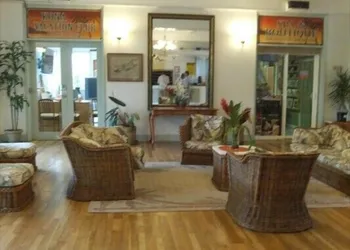 Kona Islander Inn Condos hotel thumbnail 3