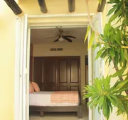 Luna Maya Steps from Coco Beach & 5th Av hotel detail image 4