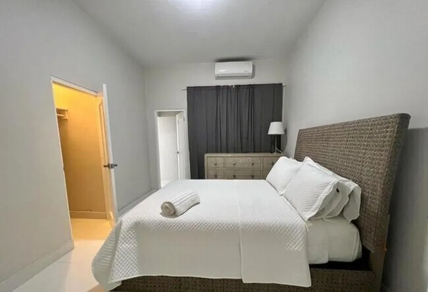 Stunning 3-Br Apt in Condado hotel detail image 2