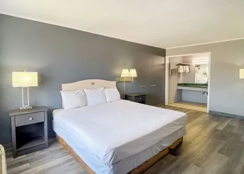 Save Inn By Hotel O Forrest City I 40 hotel thumbnail 8