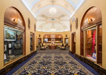 Marines Memorial Club & Hotel hotel thumbnail 3
