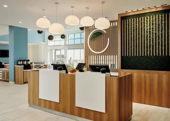 Element Pooler Savannah Airport hotel thumbnail 2