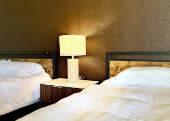 The Windmill Motel hotel thumbnail 4