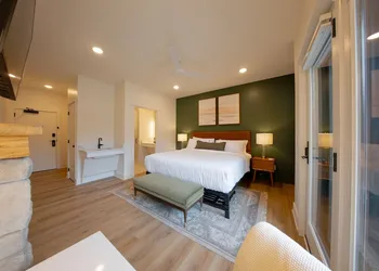 The Windmoor Hotel hotel thumbnail 8