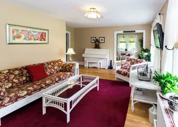 Pocono Ridge Inn hotel thumbnail 2