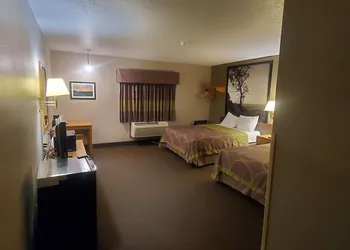 Lisbon Inn hotel thumbnail 5