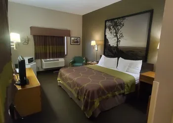 Lisbon Inn hotel thumbnail 6