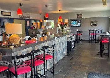 LaniKai Hotel & Restaurant hotel thumbnail 2