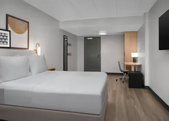 Spark By Hilton Northborough hotel thumbnail 8