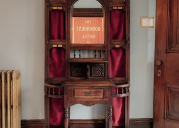 The Bookhouse Hotel at Faunbrook hotel thumbnail 2