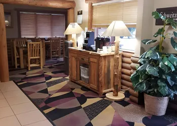Sandpoint Inn hotel thumbnail 4