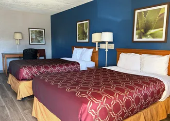 Garden inn and suites san antonio l 35 hotel thumbnail 3