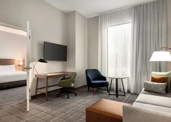 Staybridge Suites Norfolk Airport by IHG hotel thumbnail 8