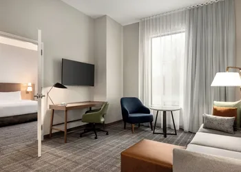 Staybridge Suites Norfolk Airport by IHG hotel thumbnail 8
