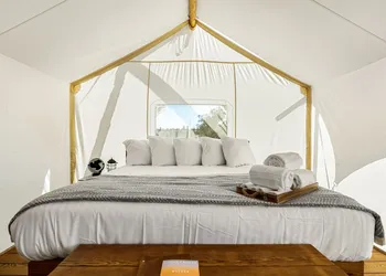 Under Canvas White Mountains hotel thumbnail 2