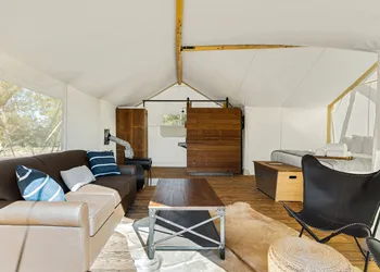 Under Canvas White Mountains hotel thumbnail 3